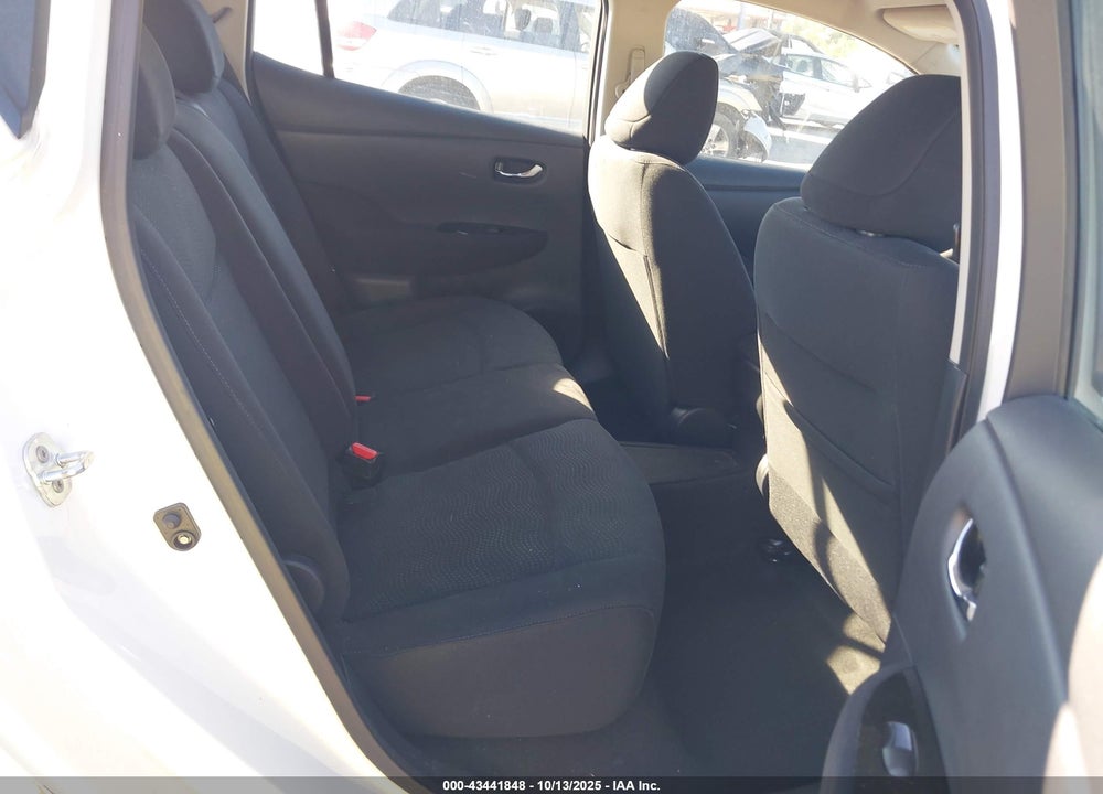 2016 NISSAN LEAF VIN: 1N4BZ0CP8GC311925