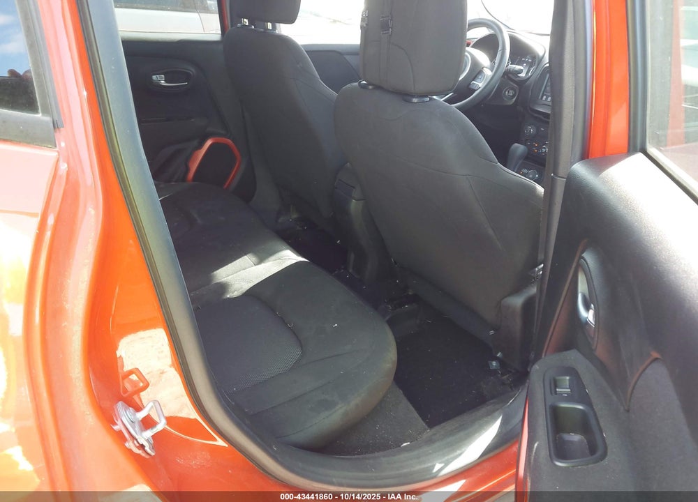 2018 JEEP RENEGADE VIN: ZACCJBAB7JPH53610