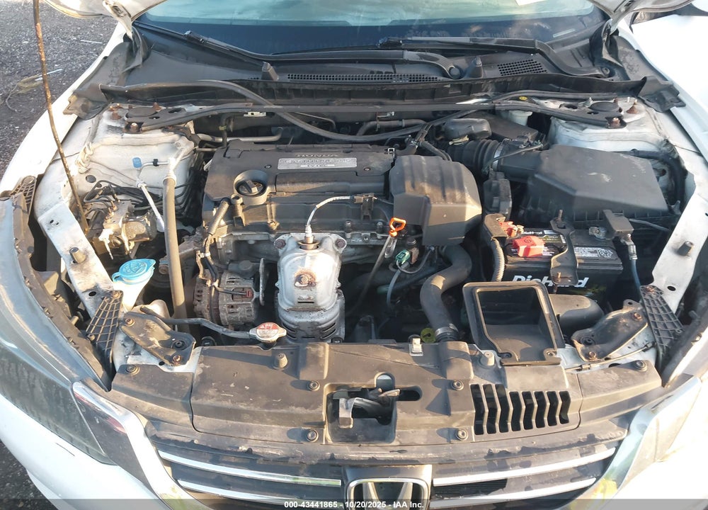 2013 HONDA ACCORD VIN: 1HGCR2F53DA228335