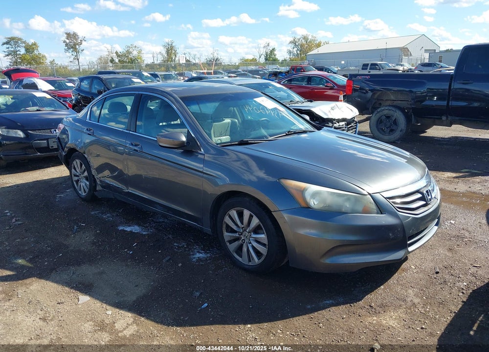 2011 HONDA ACCORD 2.4 EX-L VIN: 1HGCP2F85BA079858