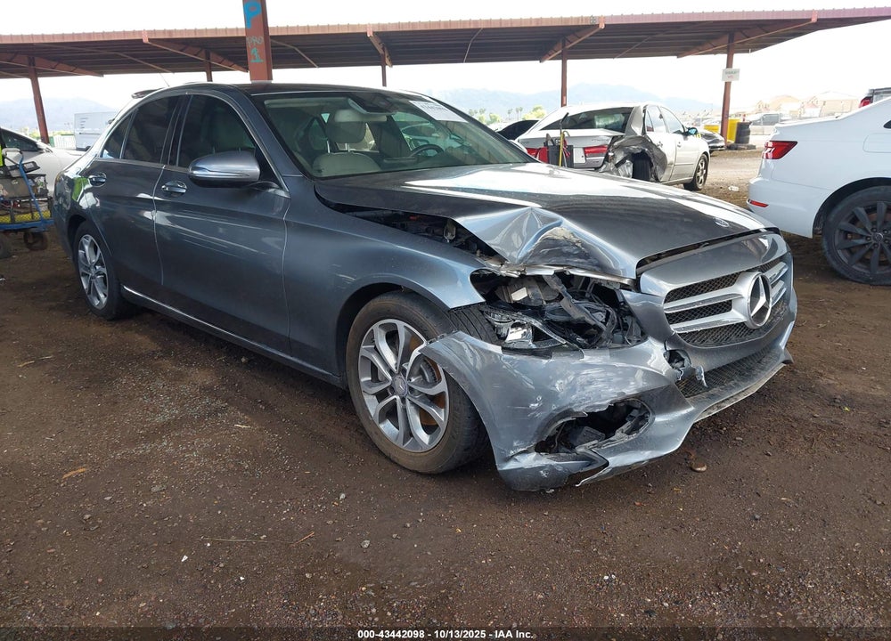 2017 MERCEDES-BENZ C 300 VIN: 55SWF4JB3HU186354
