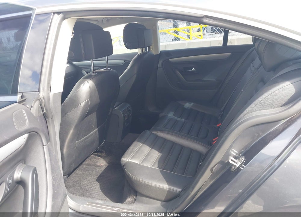 2013 VOLKSWAGEN CC 2.0T SPORT VIN: WVWBP7ANXDE560334