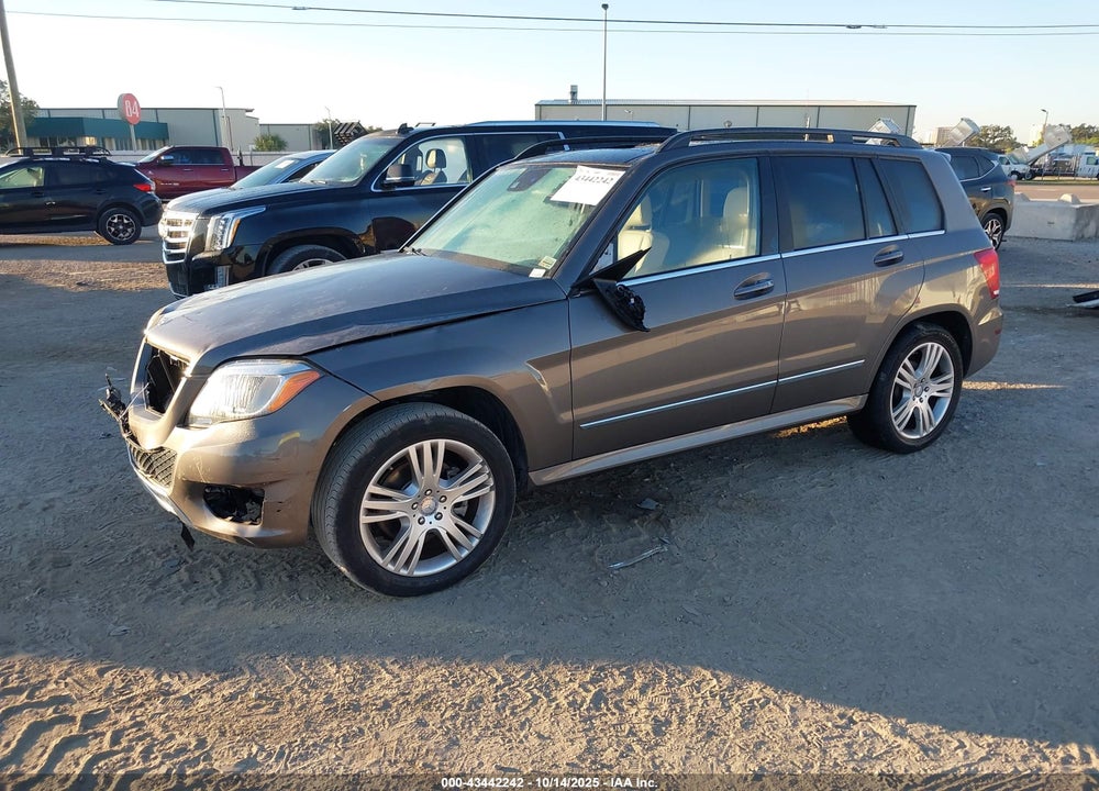 2015 MERCEDES-BENZ GLK-CLASS VIN: WDCGG5HB1FG380313