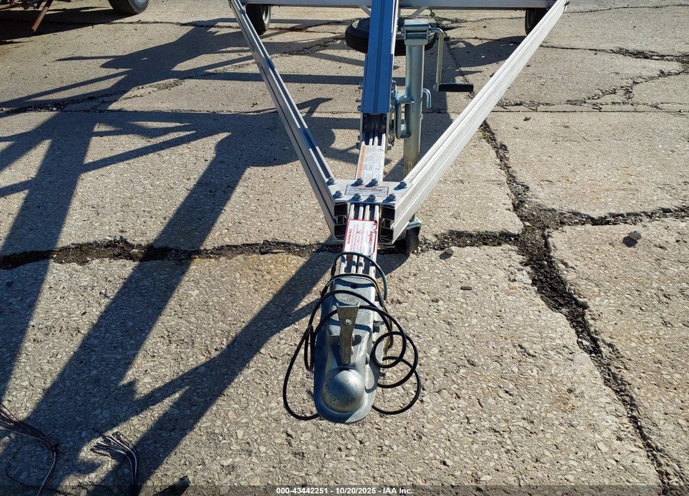 2019 TRAILEX UT-1200-16-04 VIN: 1XTDVFP16K1000022