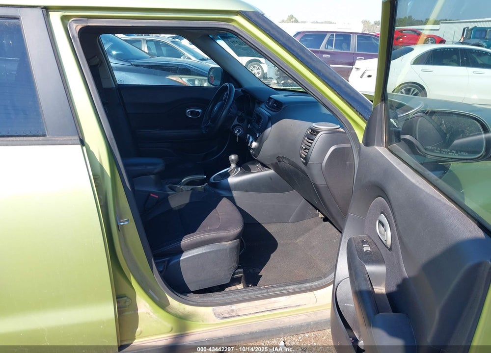 2015 KIA SOUL VIN: KNDJN2A28F7816763
