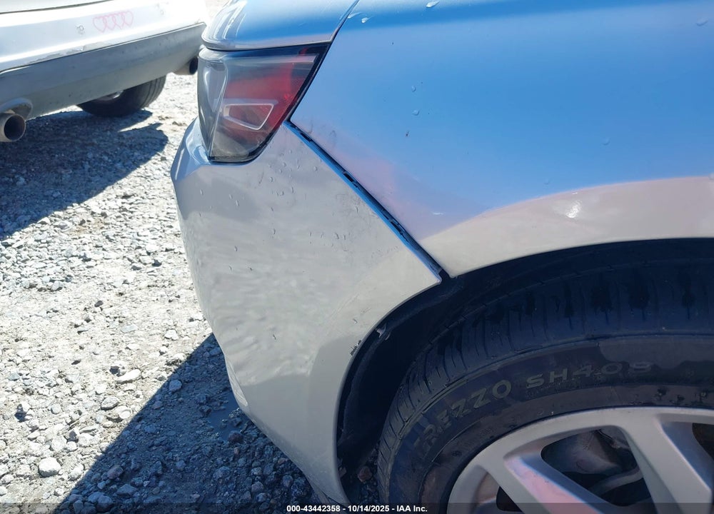 2018 CHEVROLET IMPALA 1LT VIN: 2G1105SA6J9154235