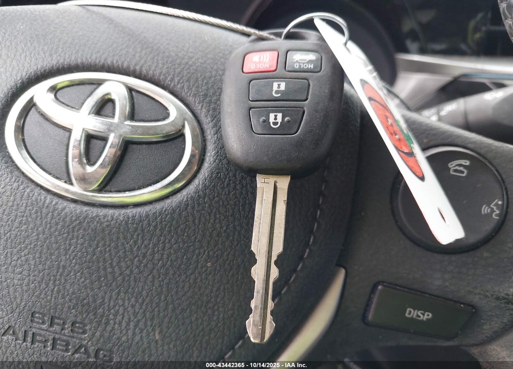 2015 TOYOTA COROLLA S PLUS VIN: 5YFBURHE6FP231839