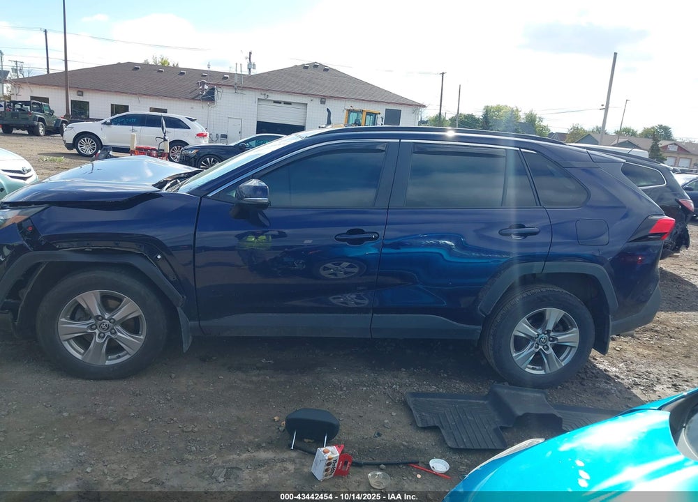 2023 TOYOTA RAV4 VIN: 2T3P1RFV1PW384394