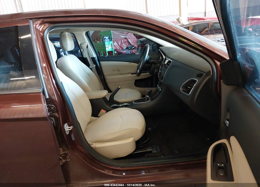 2012 CHRYSLER 200 TOURING VIN: 1C3CCBBB6CN213416