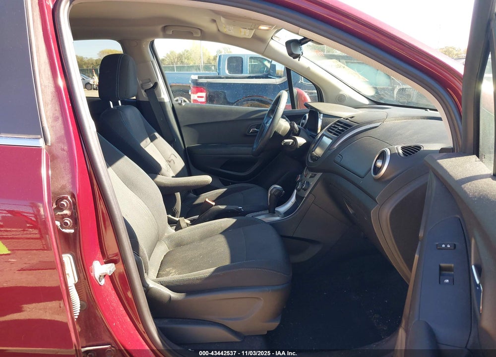 2016 CHEVROLET TRAX LT VIN: 3GNCJPSB3GL176501