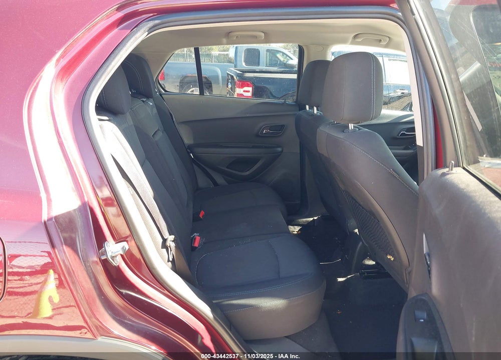 2016 CHEVROLET TRAX LT VIN: 3GNCJPSB3GL176501
