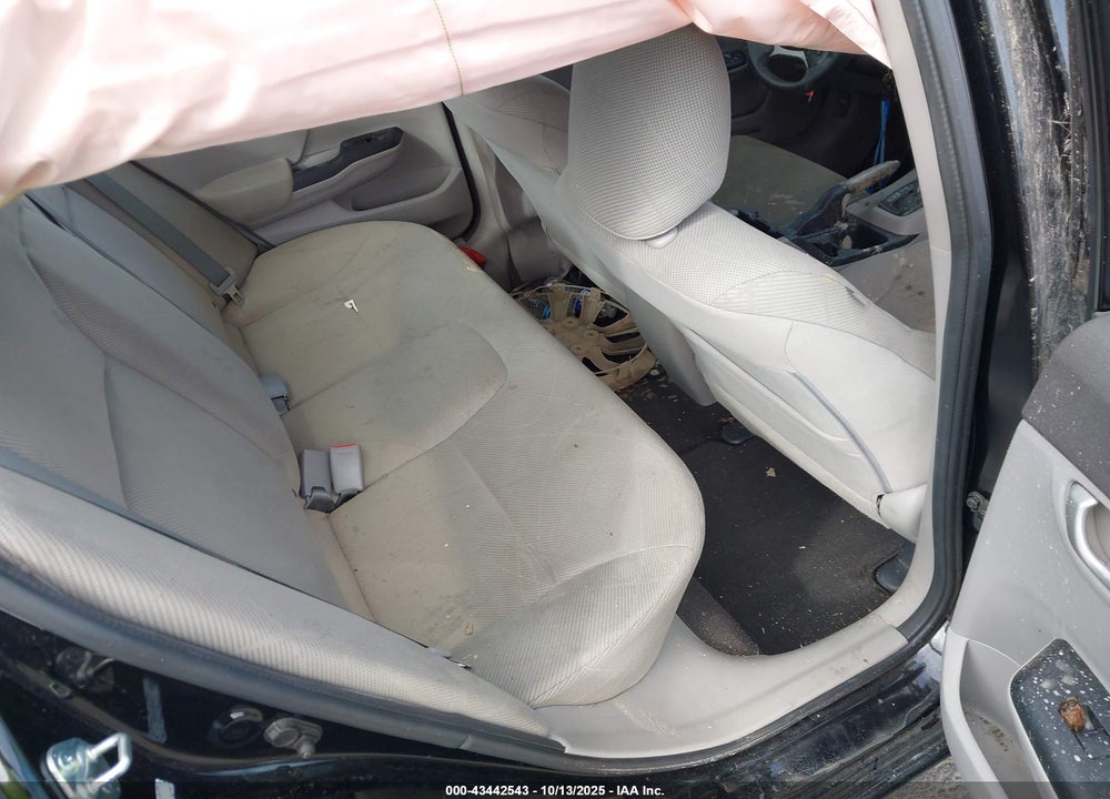 2012 HONDA CIVIC LX VIN: 2HGFB2F52CH592392