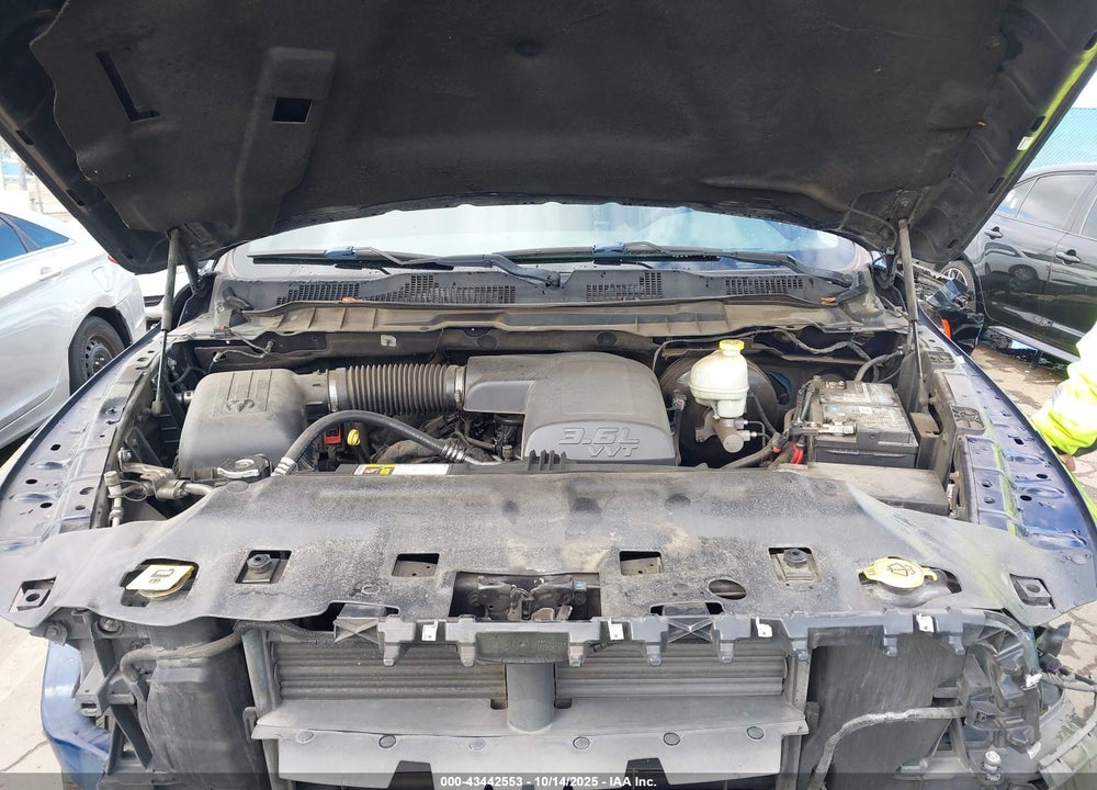 2016 RAM 1500 VIN: 1C6RR6KG9GS306551