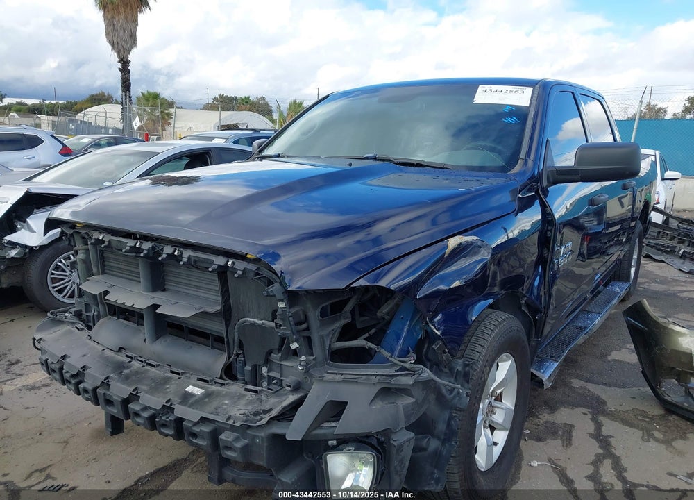 2016 RAM 1500 VIN: 1C6RR6KG9GS306551