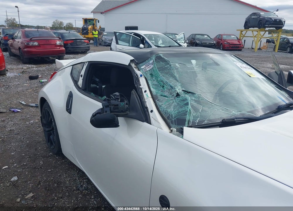 2014 NISSAN 370Z VIN: JN1AZ4EH4EM634611