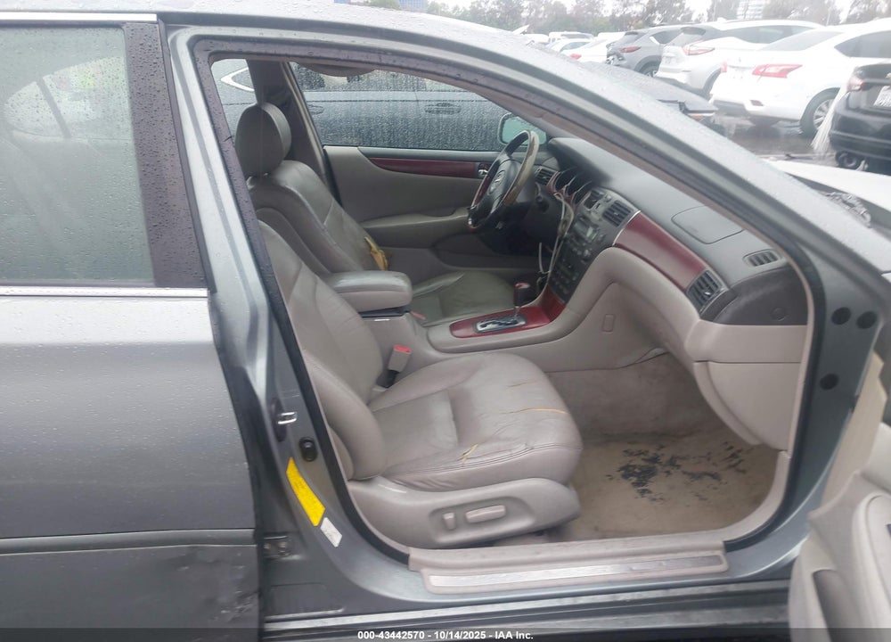 2003 LEXUS ES 300 VIN: JTHBF30G830093214