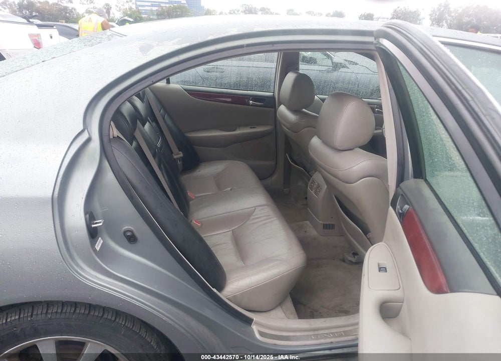 2003 LEXUS ES 300 VIN: JTHBF30G830093214