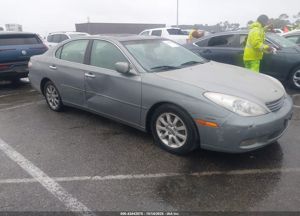 2003 LEXUS ES 300 VIN: JTHBF30G830093214