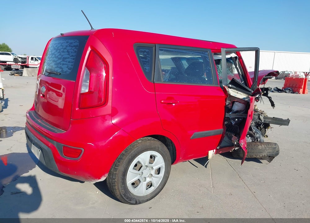 2013 KIA SOUL VIN: KNDJT2A56D7621287