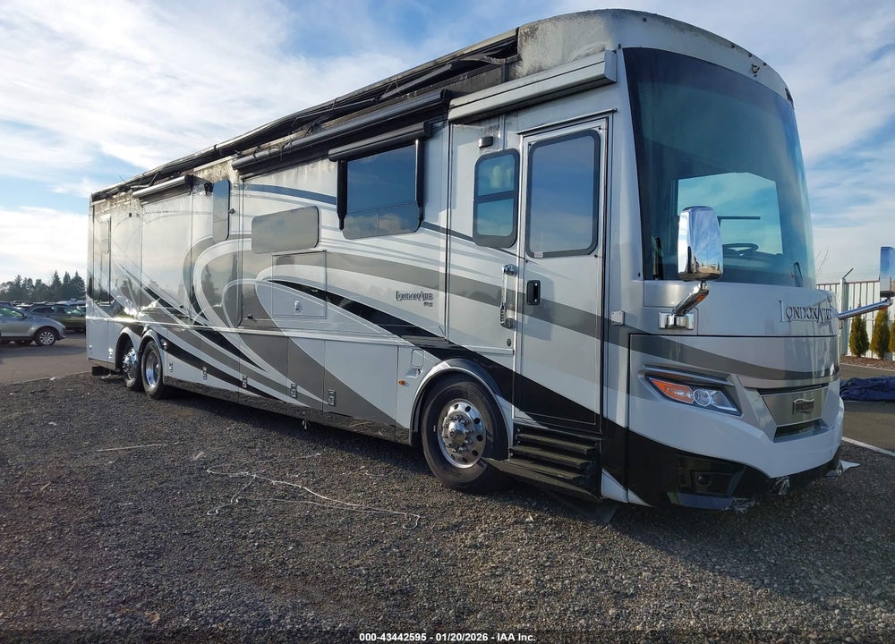 2022 SPARTAN MOTORS MOTORHOME VIN: 4VZVU1E90NC091833