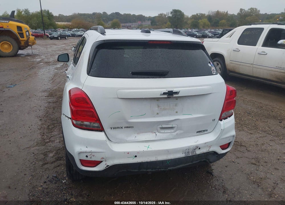 2019 CHEVROLET TRAX LT VIN: 3GNCJPSB8KL405084