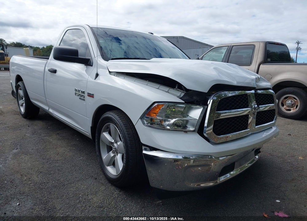 2020 RAM 1500 CLASSIC TRADESMAN 4X2 8' BOX VIN: 3C6JR6DT4LG138827