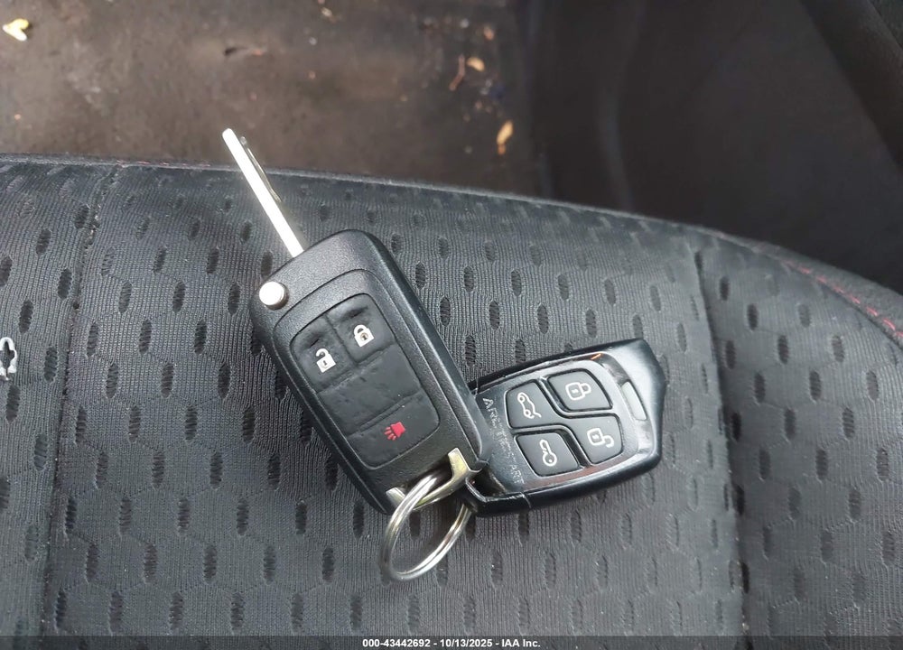 2014 CHEVROLET EQUINOX LS VIN: 2GNALAEKXE6167693