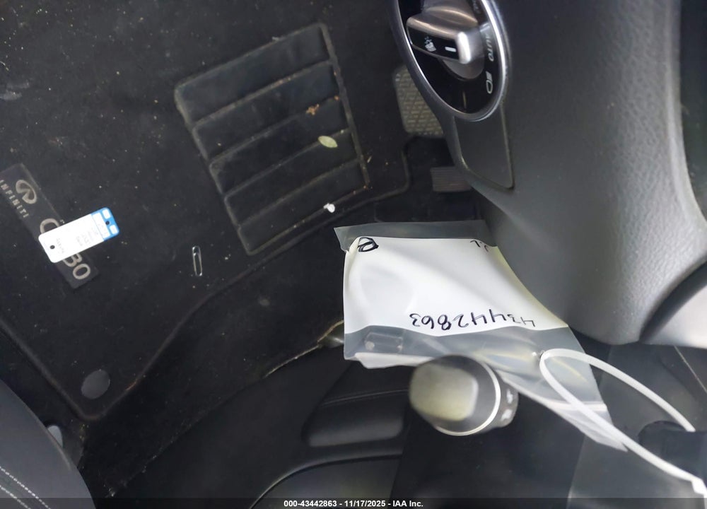 2018 INFINITI QX30 VIN: SJKCH5CP5JA055984