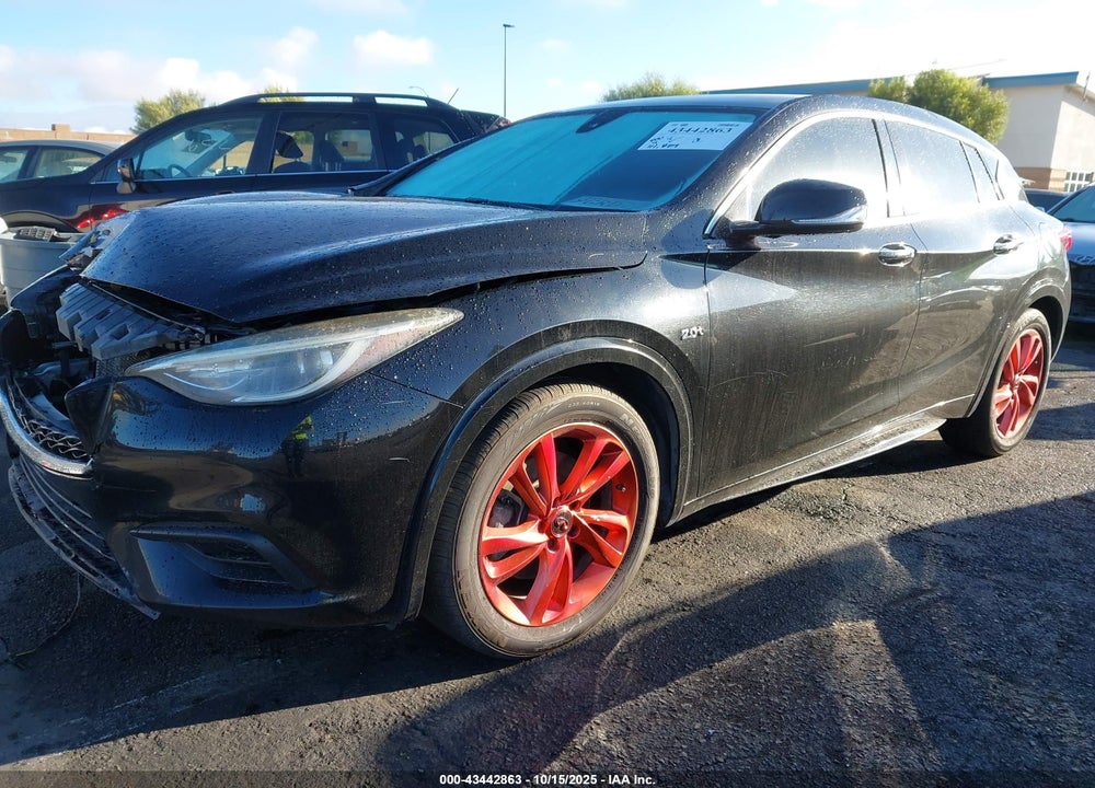 2018 INFINITI QX30 VIN: SJKCH5CP5JA055984