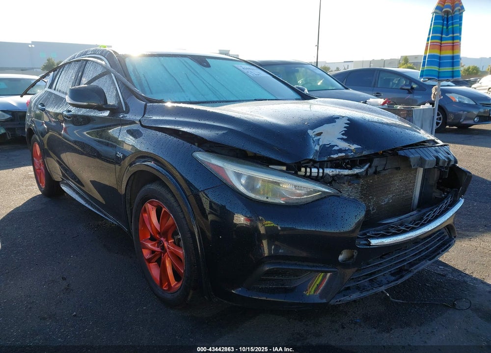 2018 INFINITI QX30 VIN: SJKCH5CP5JA055984
