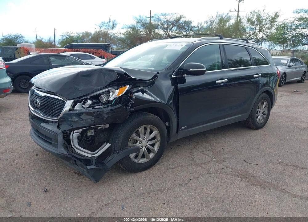 2016 KIA SORENTO 2.4L LX VIN: 5XYPGDA35GG028178
