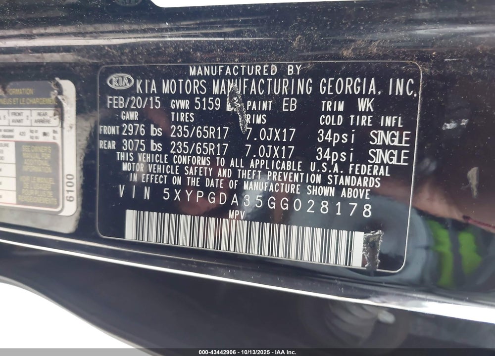 2016 KIA SORENTO 2.4L LX VIN: 5XYPGDA35GG028178