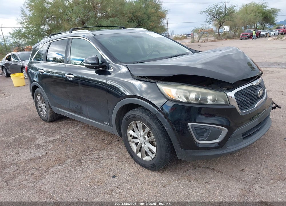 2016 KIA SORENTO 2.4L LX VIN: 5XYPGDA35GG028178