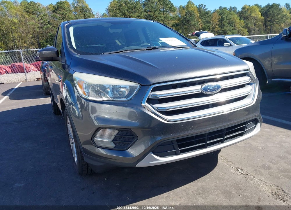 2017 FORD ESCAPE VIN: 1FMCU0GD7HUC64827