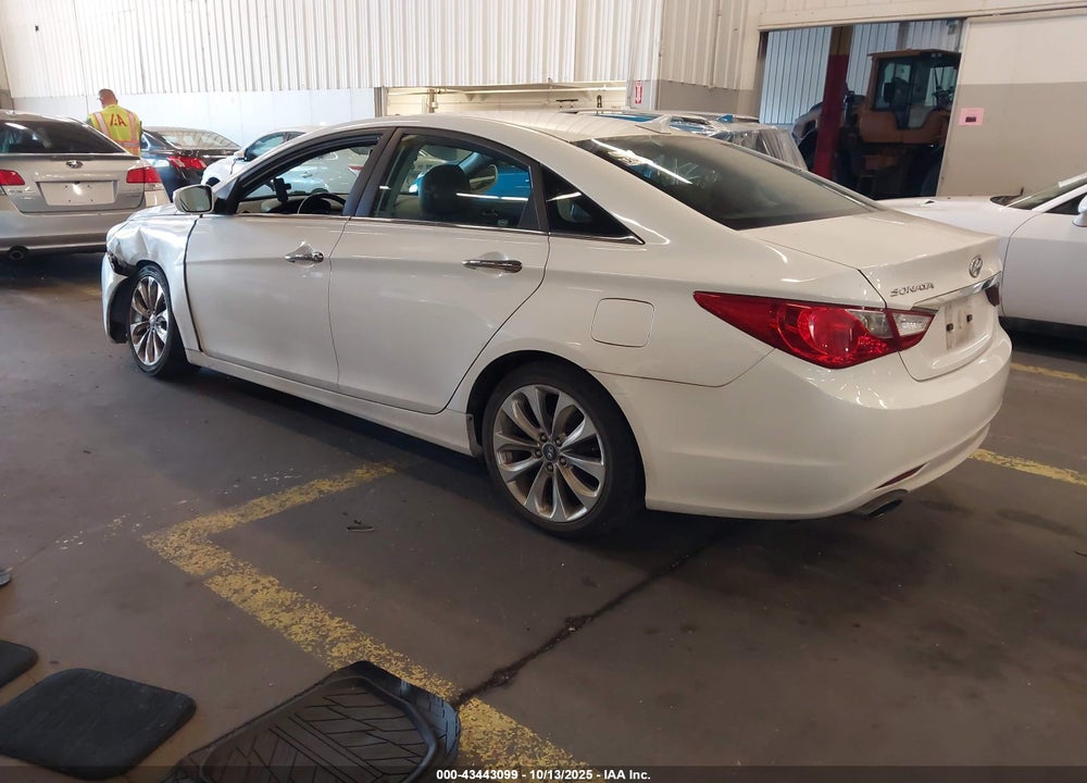 2011 HYUNDAI SONATA VIN: 5NPEC4ACXBH166951