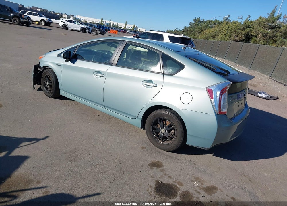 2013 TOYOTA PRIUS VIN: JTDKN3DU1D5630482