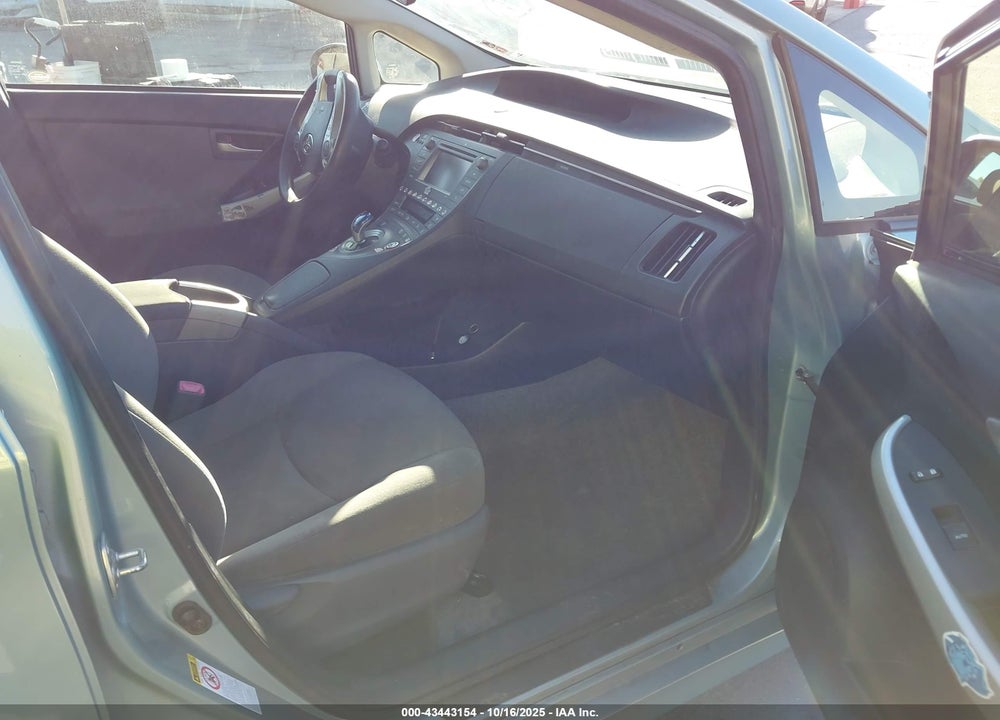 2013 TOYOTA PRIUS VIN: JTDKN3DU1D5630482