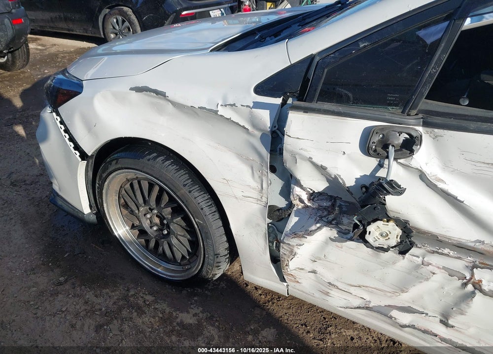 2018 SUBARU IMPREZA VIN: 4S3GTAA66J3723981