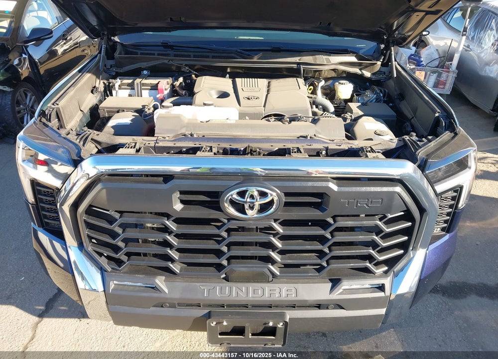 2025 TOYOTA TUNDRA SR5 4WD VIN: 5TFLA5DB2SX241619