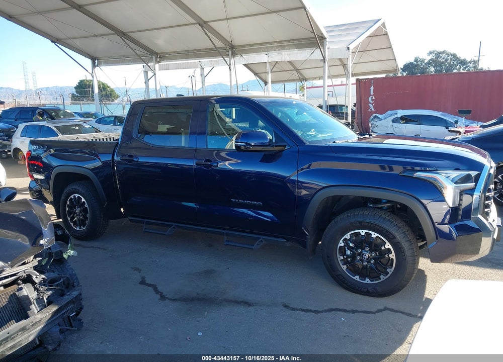 2025 TOYOTA TUNDRA SR5 4WD VIN: 5TFLA5DB2SX241619