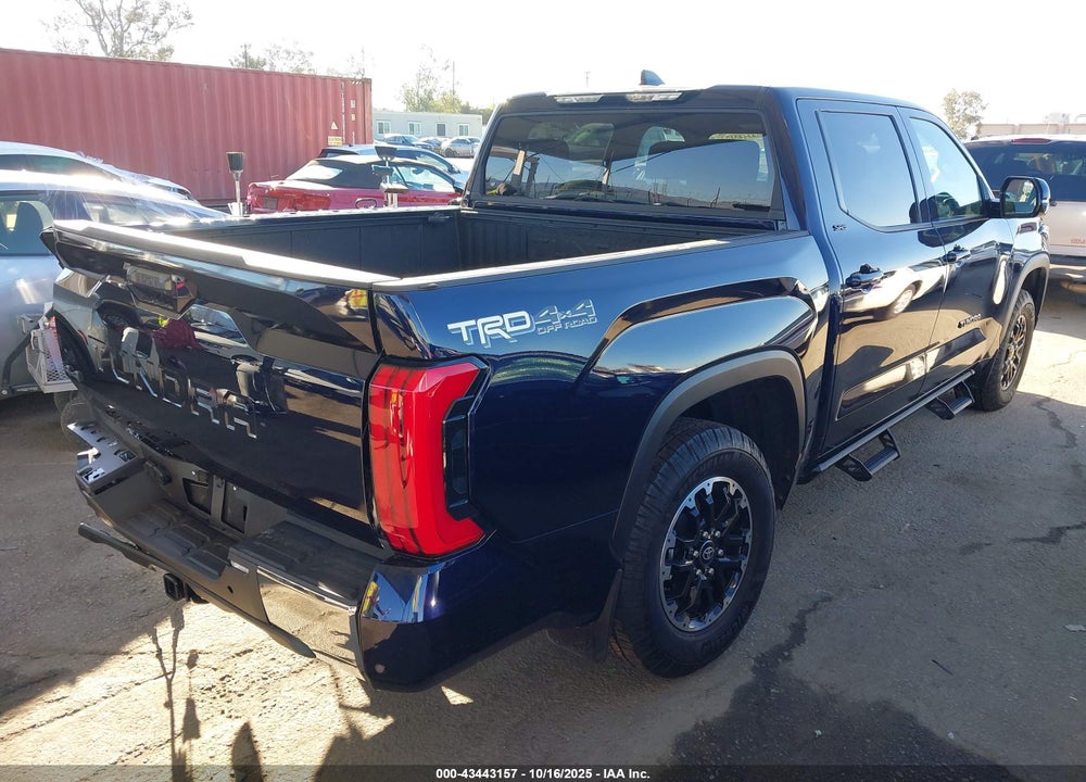 2025 TOYOTA TUNDRA SR5 4WD VIN: 5TFLA5DB2SX241619