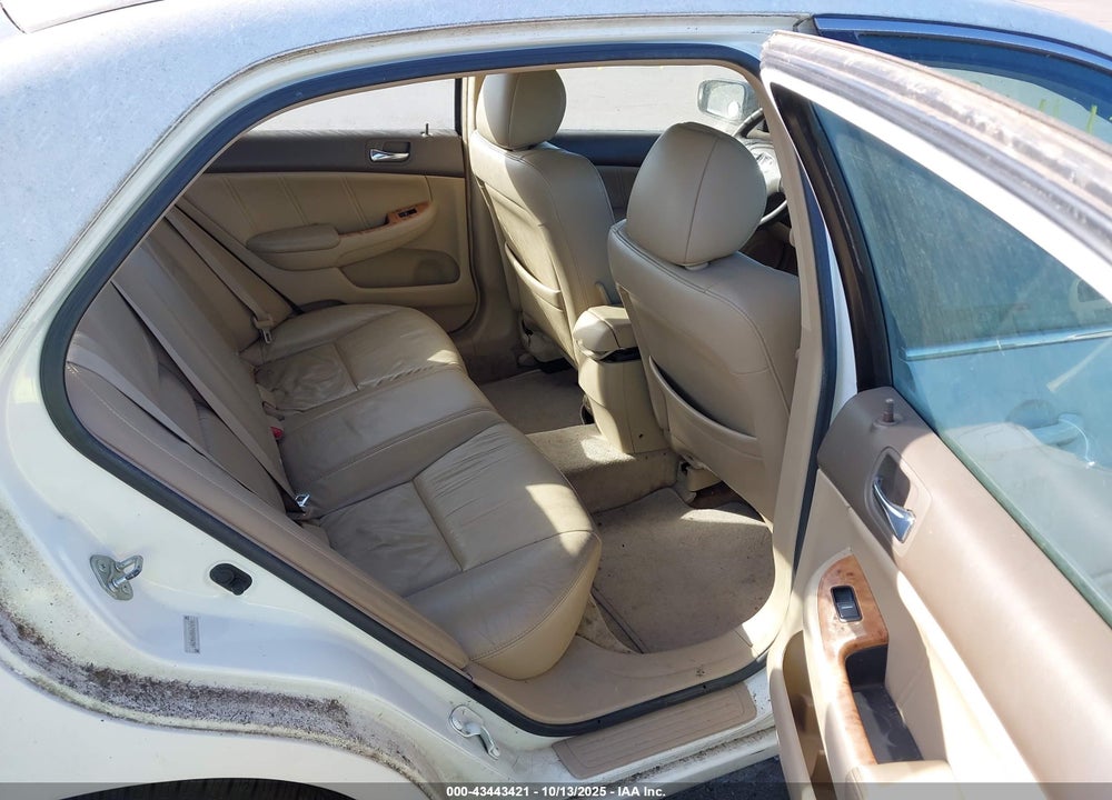 2005 HONDA ACCORD 2.4 EX VIN: 1HGCM56805A124266