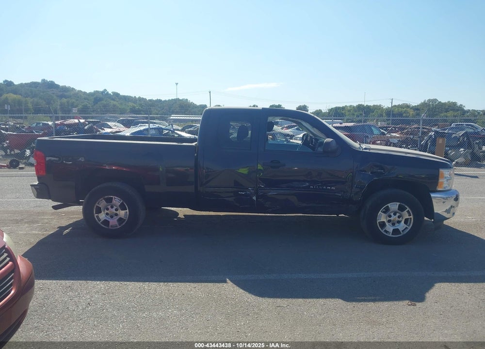 2012 CHEVROLET SILVERADO 1500 LT VIN: 1GCRCSE02CZ230870