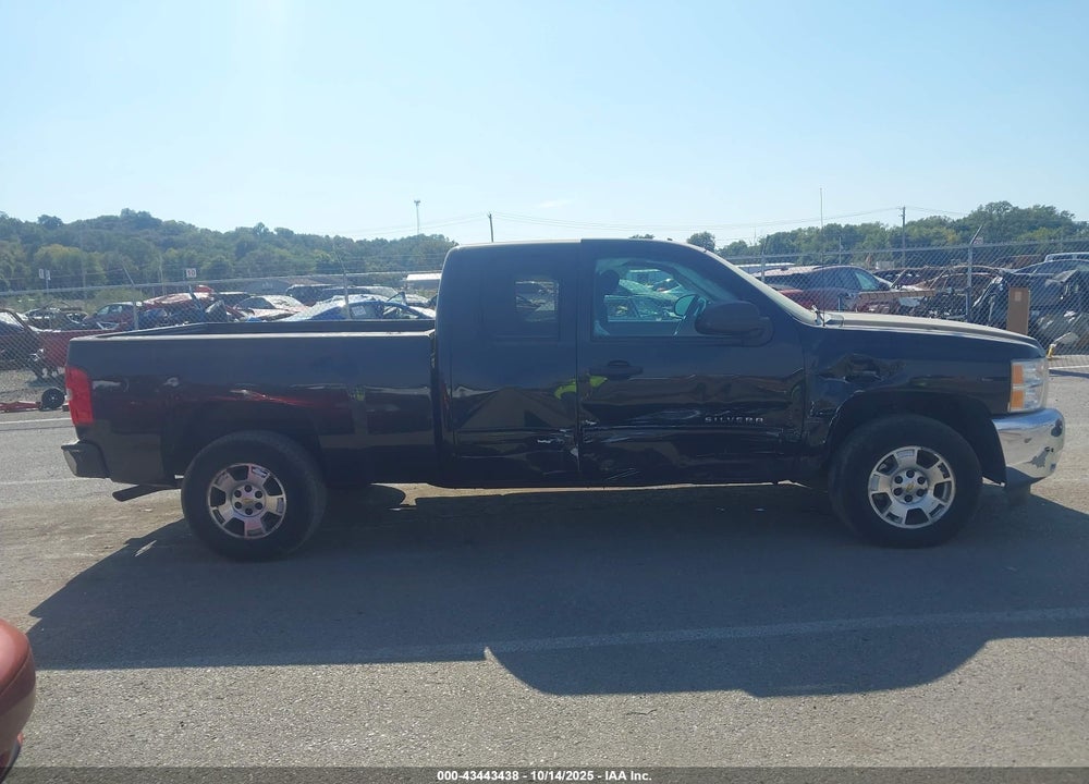 2012 CHEVROLET SILVERADO 1500 LT VIN: 1GCRCSE02CZ230870