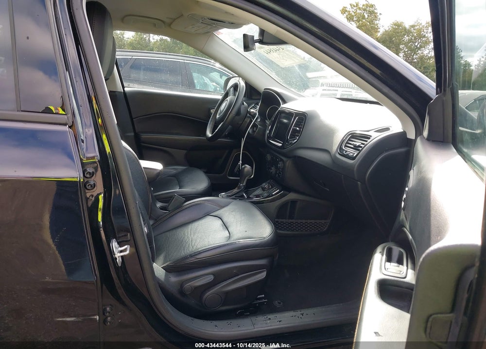 2019 JEEP COMPASS LIMITED 4X4 VIN: 3C4NJDCB5KT592654