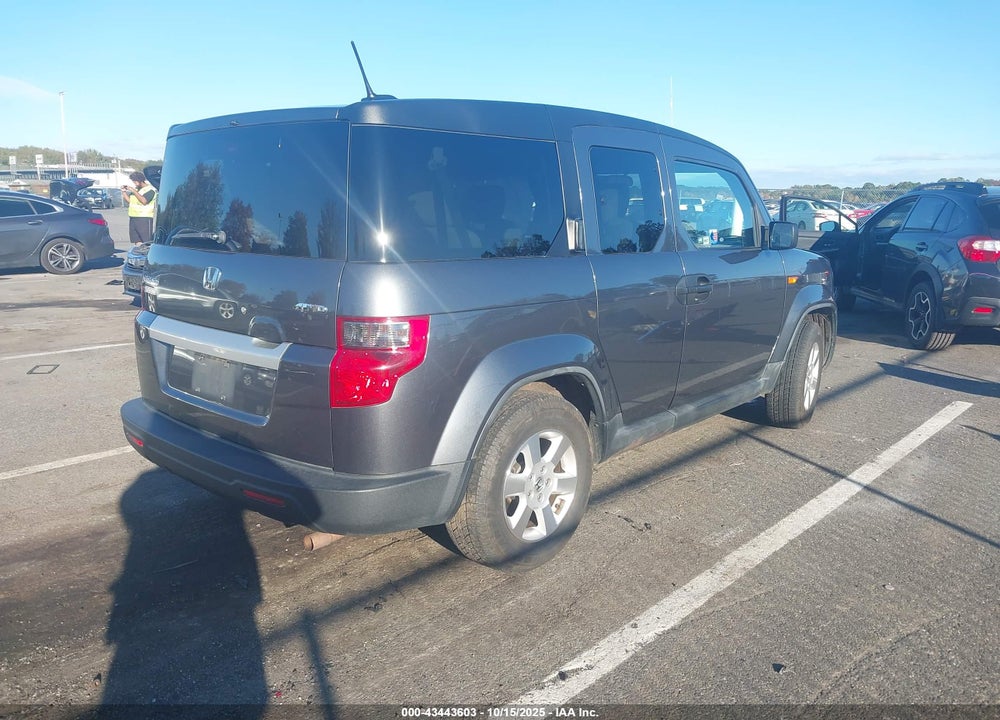2011 HONDA ELEMENT VIN: 5J6YH2H75BL006056