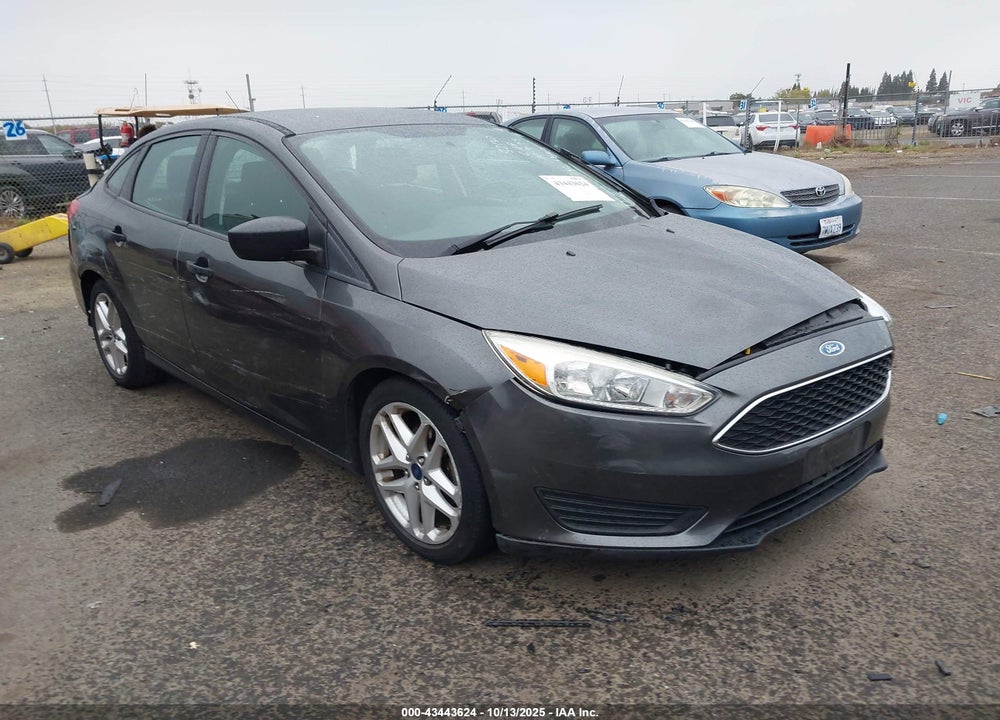 2017 FORD FOCUS S VIN: 1FADP3E22HL329145