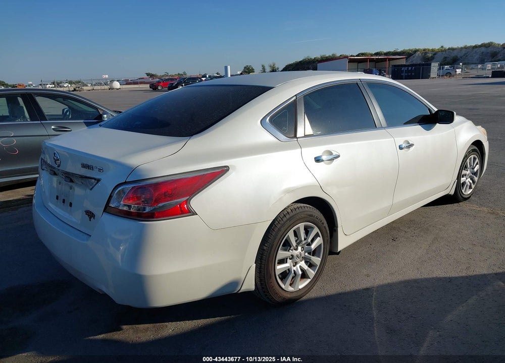 2015 NISSAN ALTIMA 2.5 S VIN: 1N4AL3AP7FC133487
