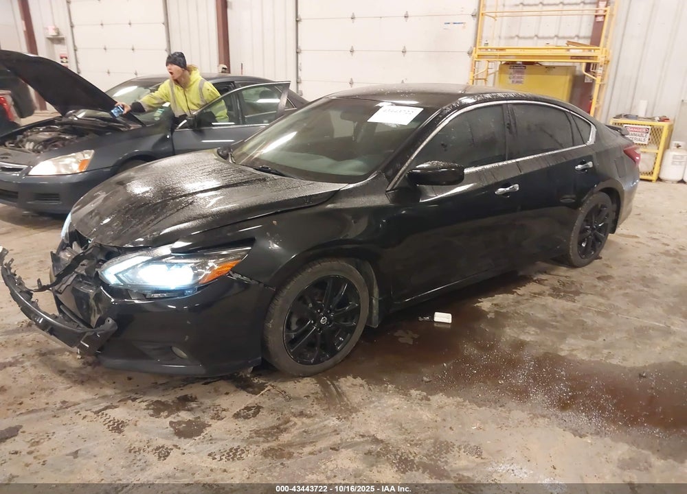 2017 NISSAN ALTIMA VIN: 1N4AL3AP1HC479411
