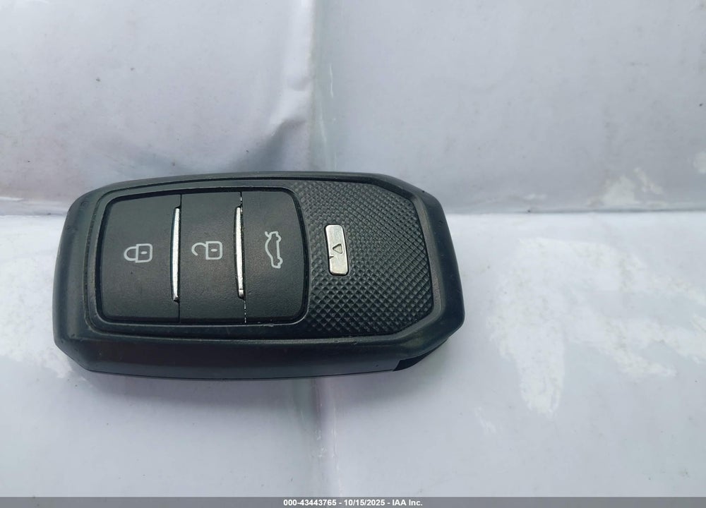 2005 TOYOTA PRIUS VIN: JTDKB20U453089191